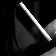 A cigi nem szexi többé? Rosszabb esélyekkel indulnak a dohányzó társkeresők