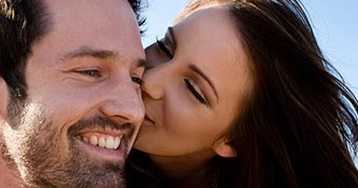 Három plusz egy tényező, amely kedvezően hat a vonzalom kialakulására 