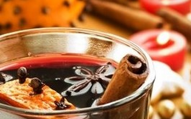Bor, pisztráng, sajt, adventi hangulat