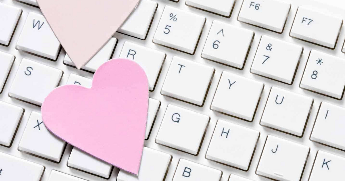 Hogyan hekkelhetjük meg az online randizást?
