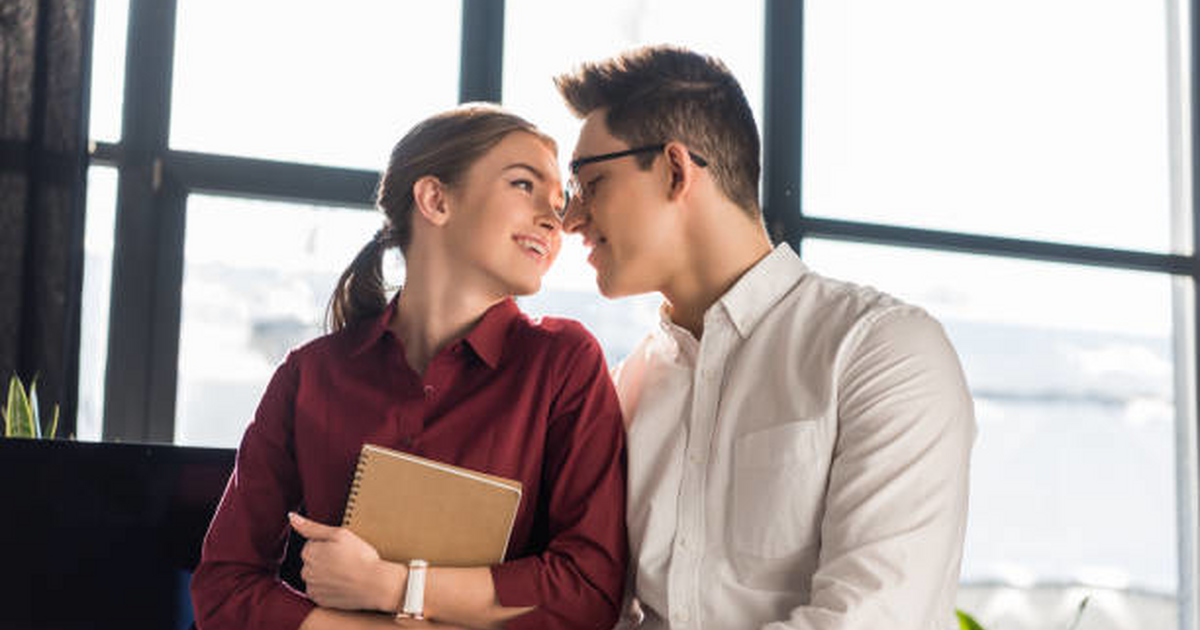 7 gyakori kérdés a munkahelyi románcról