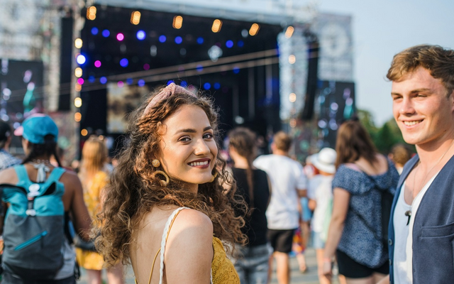 Hol és mikor találhatsz értékes pasikat a való életben?